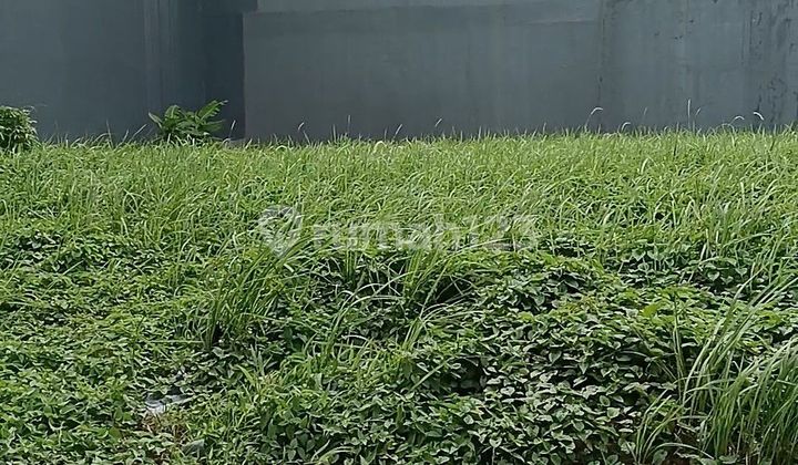 Lot Grand Golf Modernland