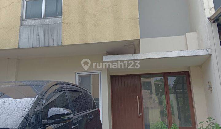 Rumah 2 lantai Premier Park 2 2