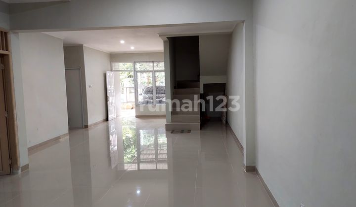 Jual Murah Rumah 2Lantai Lippo Village Karawaci Tangerang Jual Murah Rumah 2Lantai Lippo Village Karawaci Tangerang