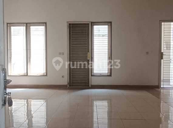 For Rent: Ready-to-Occupy Crystal Cluster at Summarecon Gading Serpong Residence, Jl. Gading Golf Boulevard, Pakulonan Barat, Kelapa Dua, Tangerang, Banten, Indonesia, 15810, Kelapa Dua