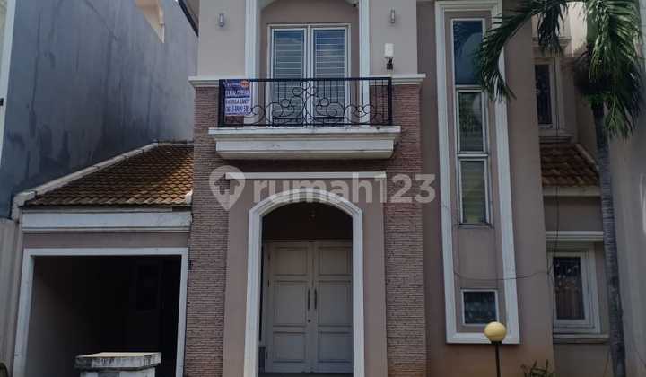 Dijual Rumah Crystal Summarecon,gading Serpong Semi Furnished