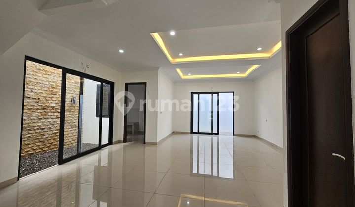 Dijual Rumah Di Cluster Cosmo Bsd , Tangerang Selatan  2