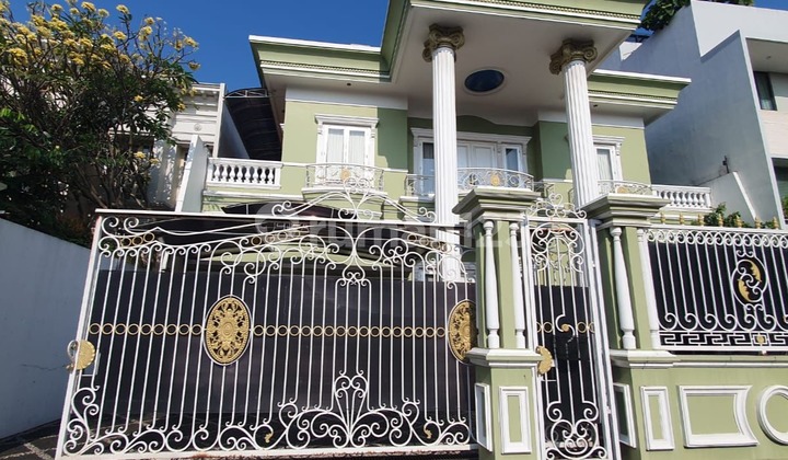 Dijual Rumah Intercon Kebon Jeruk, Jakarta Barat SHM