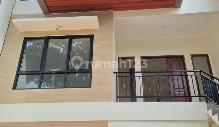For Sale Brand New - Komplek Kavling Polri Jagakarsa - Jakarta Selatan - Rumah 3.5 Lantai With Rooptop And Swimming Pool. Siap Huni For Sale Brand New - Komplek Kavling Polri Jagakarsa - Jakarta Selatan - Rumah 3.5 Lantai With Rooptop And Swimming Pool. Siap Huni