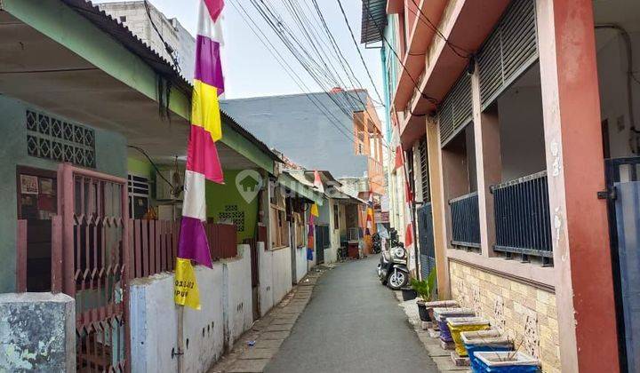 RUMAH KONTRAKAN  di Jl. Kebon Mangga IV - Kebayoran Lama - Jaksel 1