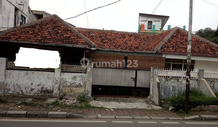 Jl. Kali Baru Timur - Jakarta Pusat - Rumah Tua Pinggir jalan 1