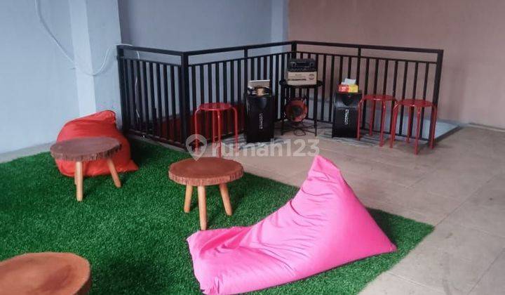 Ruko 2Lt di Jl. Margonda Raya - Depok - Ruko Lebar parkir luas 2