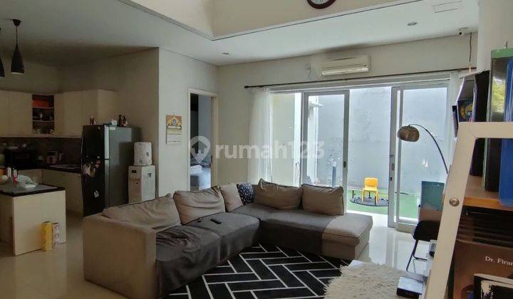 Rumah Hoek 2lt Di Anggrek Loka Bsd - Furnished - Siap Huni - Harga Masih Nego 1