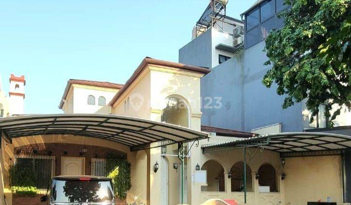 Rumah 1 Lantai With Pool di Permata Bintaro Sektor 9 - Tanah Luas - Bagus Siap Huni 2