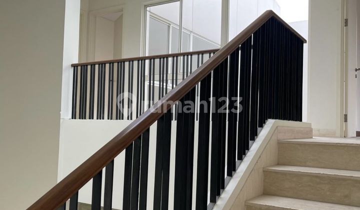 Cluster Mozart Tahap 1 Gadingbserpong- Rumah 2 Lantai + Mezanine Type Premium - Lantai Marmer
