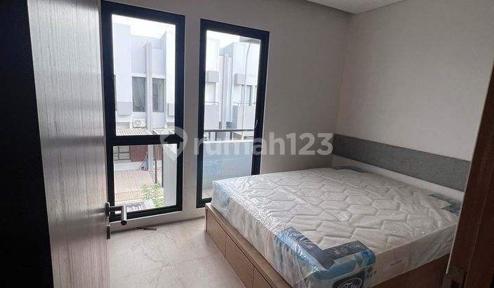 Tabebuya BSD Cluster Invensihaus - 2 Floors Fully Furnished - Ready to Occupy