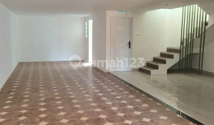 For Sale Brand New - Komplek Kavling Polri Jagakarsa - Jakarta Selatan - Rumah 3.5 Lantai With Rooptop And Swimming Pool. Siap Huni 2