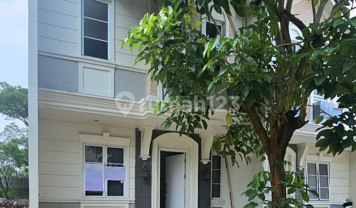 Termurah Jual Cepat Vanya Park Bsd Cluster Azzura - Rumah 2 Lantai Siap Huni - Harga Masih Nego