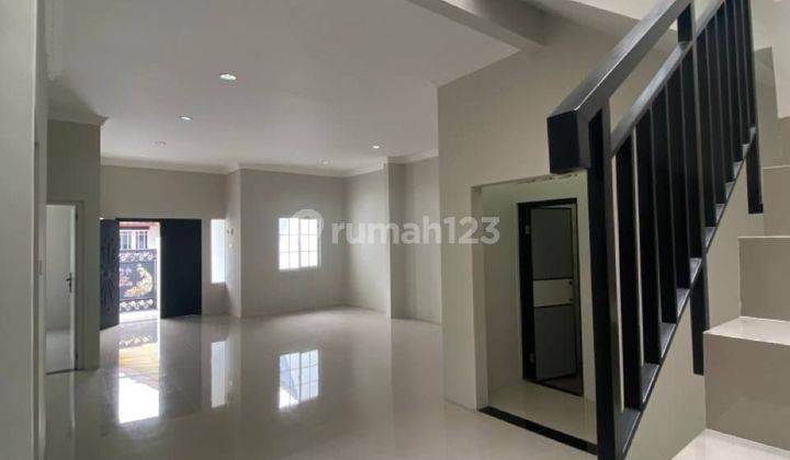 Di Jual Rumah Baru Jadi 2lt Di Villa Melati Mas - Cluster Terdepan - Full Renov- Harga Nego 1