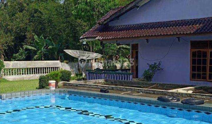 Villa 2 Lantai Di Caringin Bogor - Parkir Luas + Kolam Renang 1