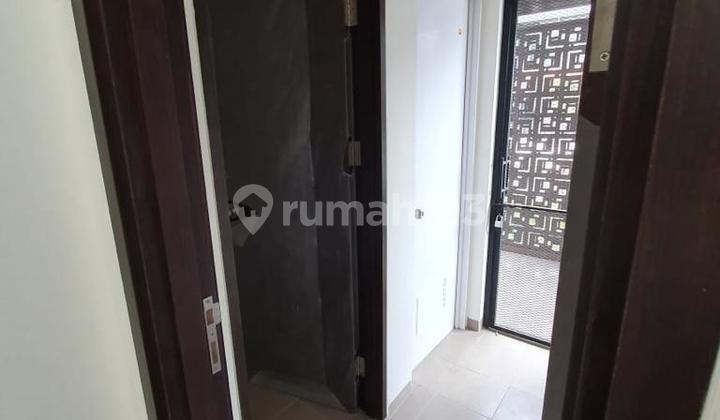 Dijual Cepat Rumah 2 Lantai Suvarna Sutera Cluster Flavio 2