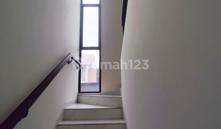 House Size 9X15 Balcony at Dakota Suvarna Sutera Tangerang 1Ka0000p 2