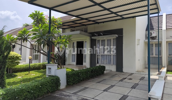 Beautiful 1-Story Semi-Furnished House Suvarna Sutera Tangerang 1K8000TL