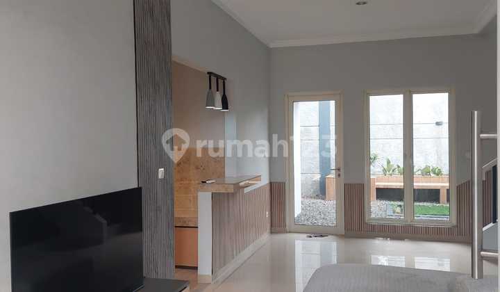 Rumah 2 Lantai Uk 8x20 di Mahoni Suvarna Sutera Tangerang 1K900052 Rumah 2 Lantai Uk 8x20 di Mahoni Suvarna Sutera Tangerang 1K900052