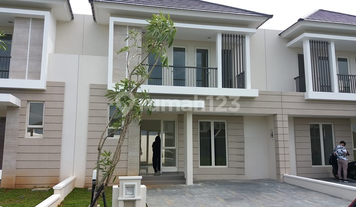 Rumah Renov 2 Lantai di Giri Suvarana Sutera Tangerang 1K90006O Rumah Renov 2 Lantai di Giri Suvarana Sutera Tangerang 1K90006O