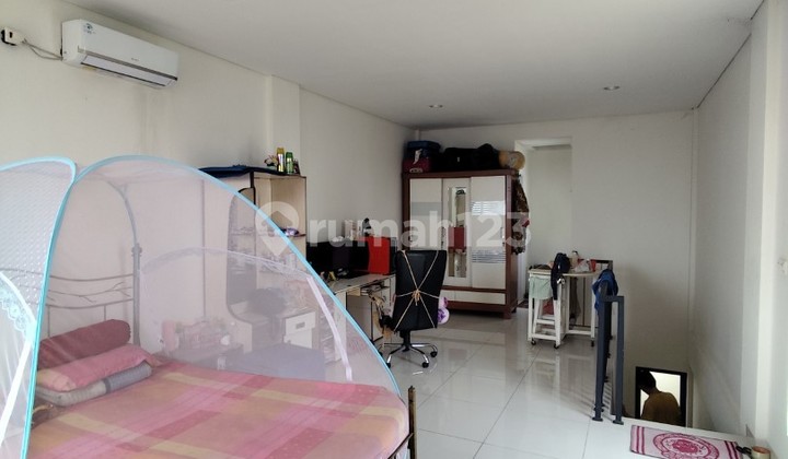 Corner 2-Story Shop House in Fedora Suvarna Sutera Tangerang L2-240299 2