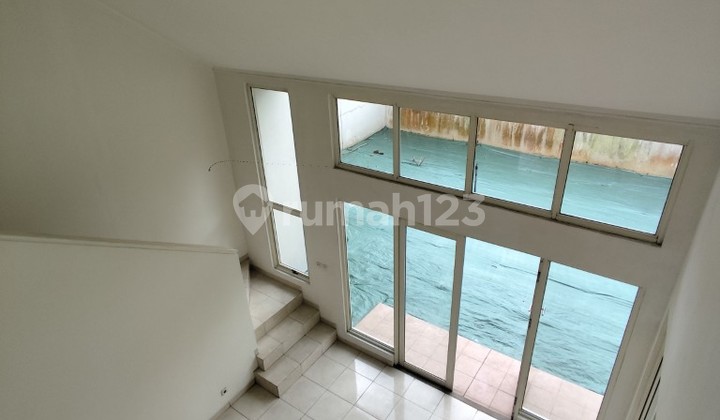 For Rent 2-Story House Size 10X25 in Suvarna Sutera Tangerang 1Ka0000e 2