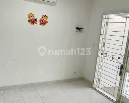 Rumah 2 Lantai Renov di Martinez BSD CITY Tangerang 1K900032 2