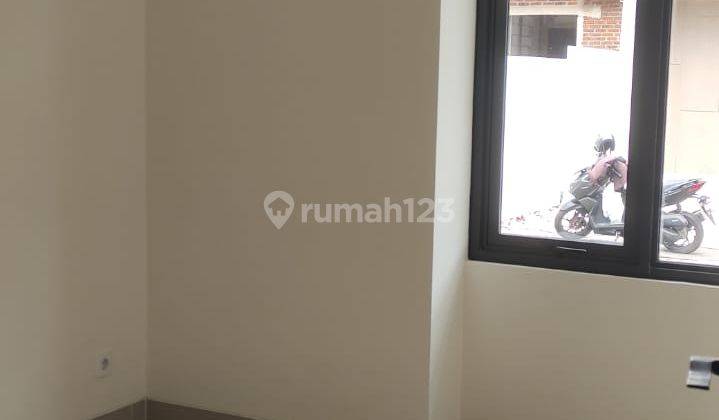 Dijual Rumah Baru di Cluster Leonora Premium Attic 1 2