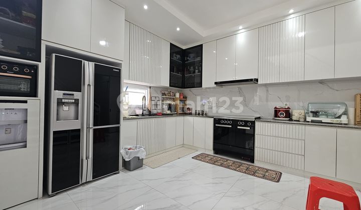 Di Jual Rumah Keren Di Cluster Frangipani De Park BSD 2