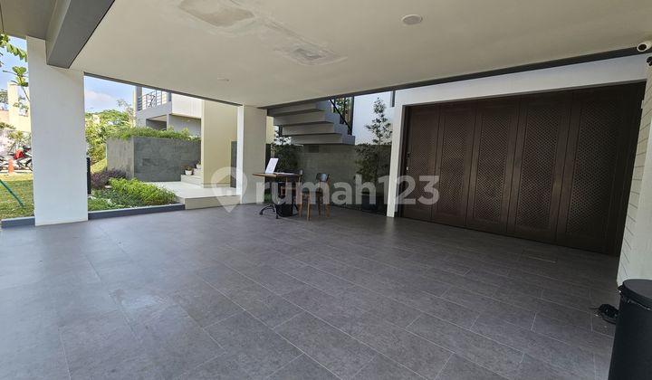 Rumah Modern Tropis Cantik Blizfield Bsd City Tangerang 2