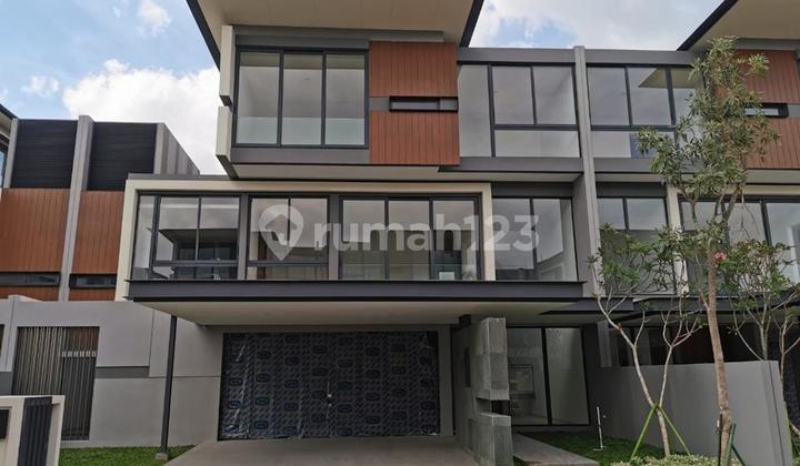For Sale Luxury and Furnished House in Navapark Bsd City For Sale Luxury and Furnished House in Navapark Bsd City