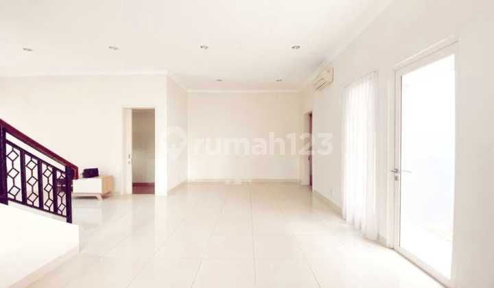 For Sale House in Pelican Cluster Summarecon Serpong 2