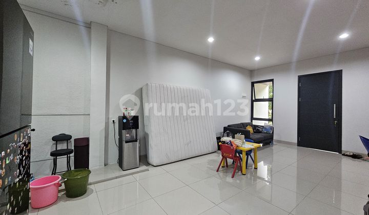 Dijual Rumah Dekat ClubHouse Askara Nue VanyaPark BSD Dijual Rumah Dekat ClubHouse Askara Nue VanyaPark BSD