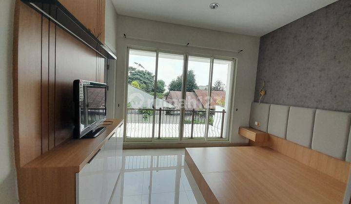 Dijual Rumah Cantik Di Cluster Savia Visana BSD  2