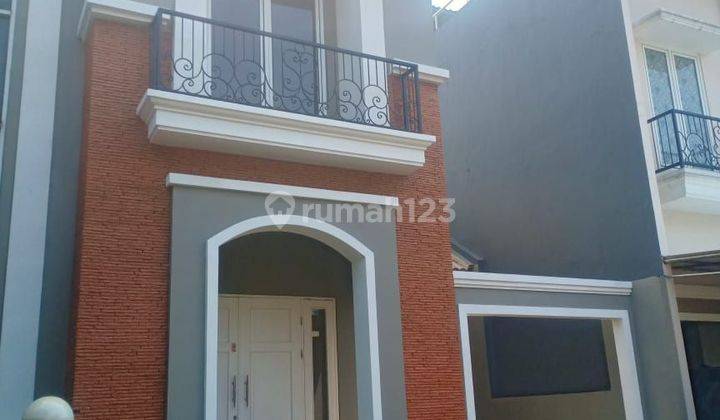 Dijual Cepat Rumah Di Cluster Crystal Summarecon Gading Serpong 1