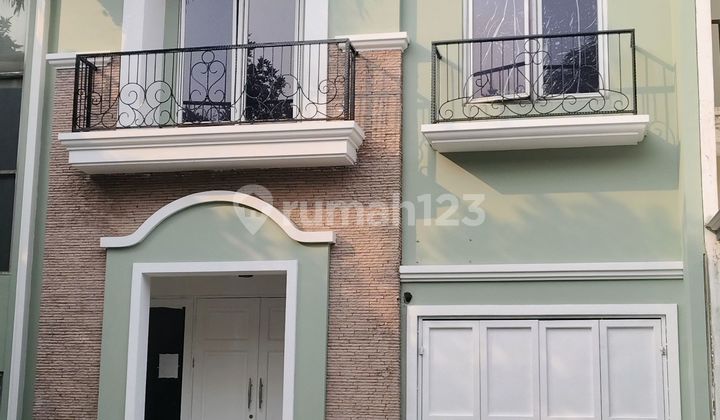 For Sale Price Reduced House Cluster Crystal Summarecon Serpong 1