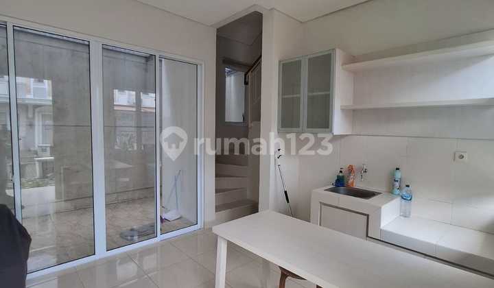 Quick Sale: House in Azura House Vanya Park Cluster, BSD City 2