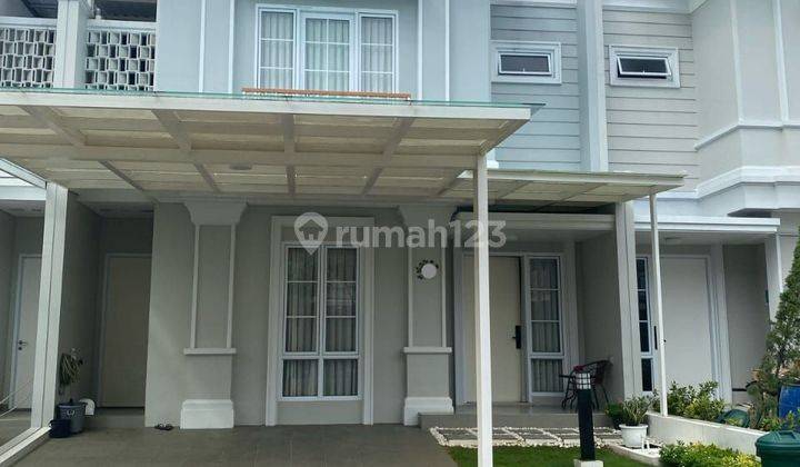 Dijual cepat rumah di Cluster Granada at Menagio Village Gading Serpong Tangerang 2 Lantai Bagus 1