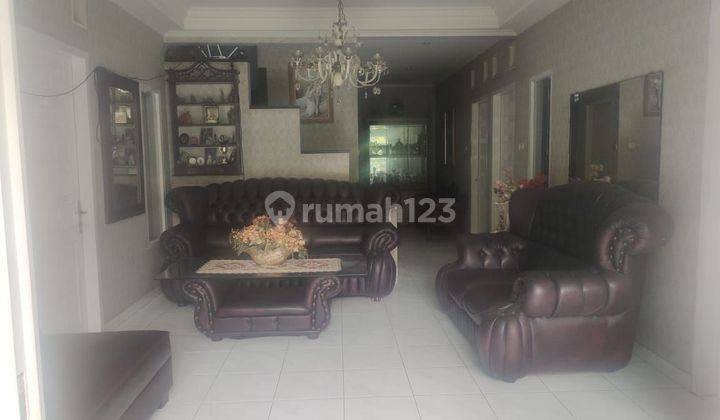 Dijual Cepat Rumah Mewah Di  Jl. Rawa Buntu Utara, Bsd 3 Lantai 2