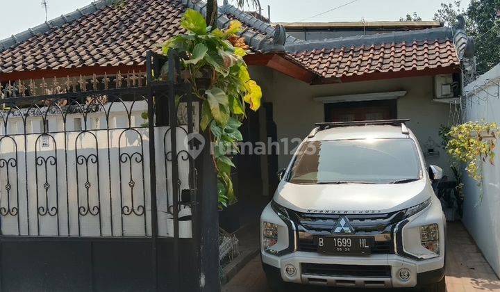 Dijual Cepat Murah Rumah Clasic Ukiran Bagus Di Kelapa Dua Tangerang 1