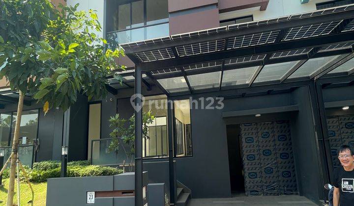 Disewakan Rumah   Baru di Mozart gading serpong symphonia, Gading Serpong 1