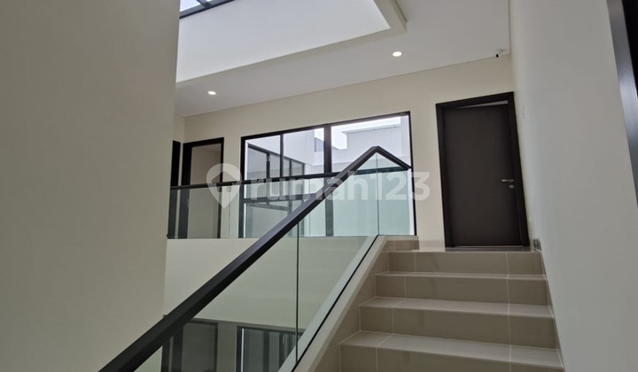 Dijual Rumah Baru Mozart  di Mozart symphonia gading serong, Gading Serpong  2