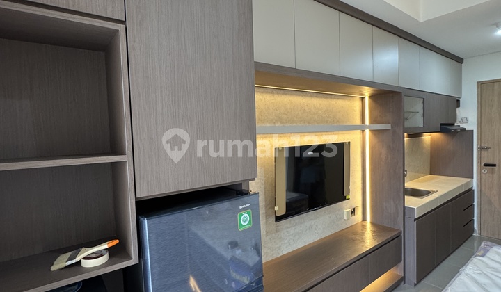 B Residence Apartment Fully Furnished Near Prasetiya Mulya