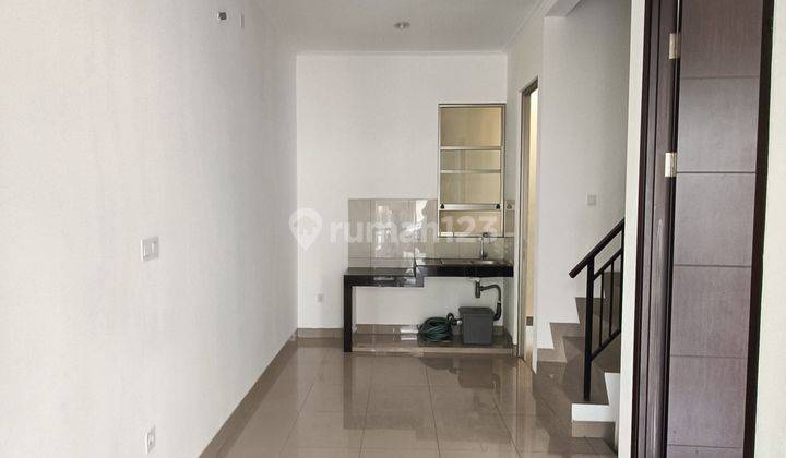 Disewakan  Rumah Semi Furnished Sudah Renovasi di Cluster magentha, Pantai Indah Kapuk 2 1