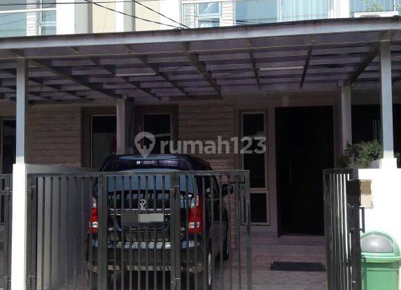 Jual Rugi Rumah 2 Lantai, Dalam Perumahan Depan Mall Grand Galaxy 2