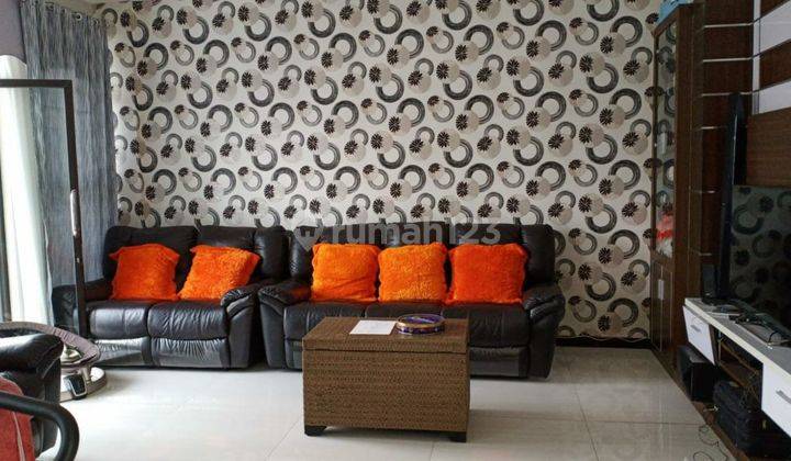 Rumah Cantik 2 Lantai Furnished di Kemang Golf Bekasi 2