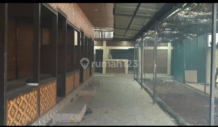 Disewakan Bangunan Eks Resto Di Jl. Raya Hankam Pondok Gede 1