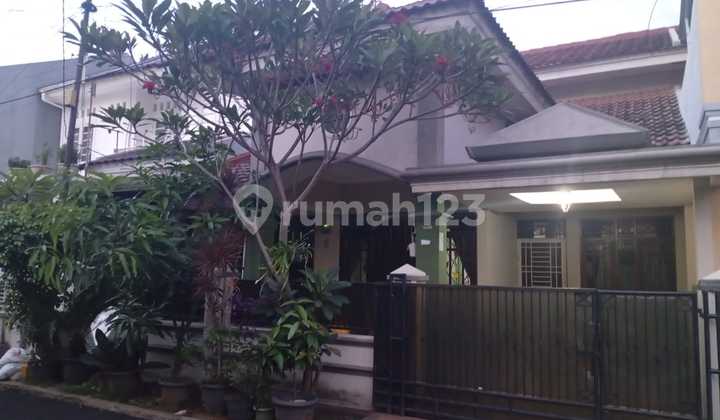 Rumah Bagus Siap Huni Tidak Banjir di Pondok Pekayon Indah Rumah Bagus Siap Huni Tidak Banjir di Pondok Pekayon Indah