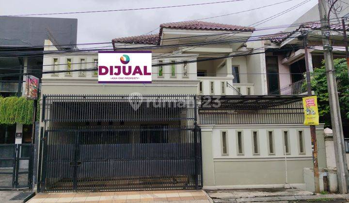 Rumah Cantik Siap Huni 2 Lantai Furnished di Grand Galaxy , Bekasi 1