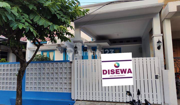 Disewakan Rumah Cantik Kawasan Bergengsi Full Furnished Dengan Harga Murah di Kemang Pratama, Bekasi 1